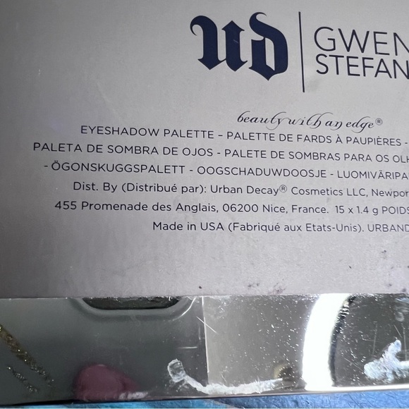 URBAN  DECAY UD X GWEN STEFANI EYESHADOW PALETTE - Picture 8 of 11